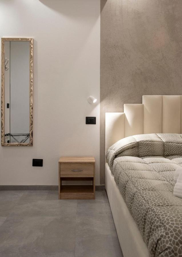 Sabriluna Rooms ลาสเปเซีย ภายนอก รูปภาพ