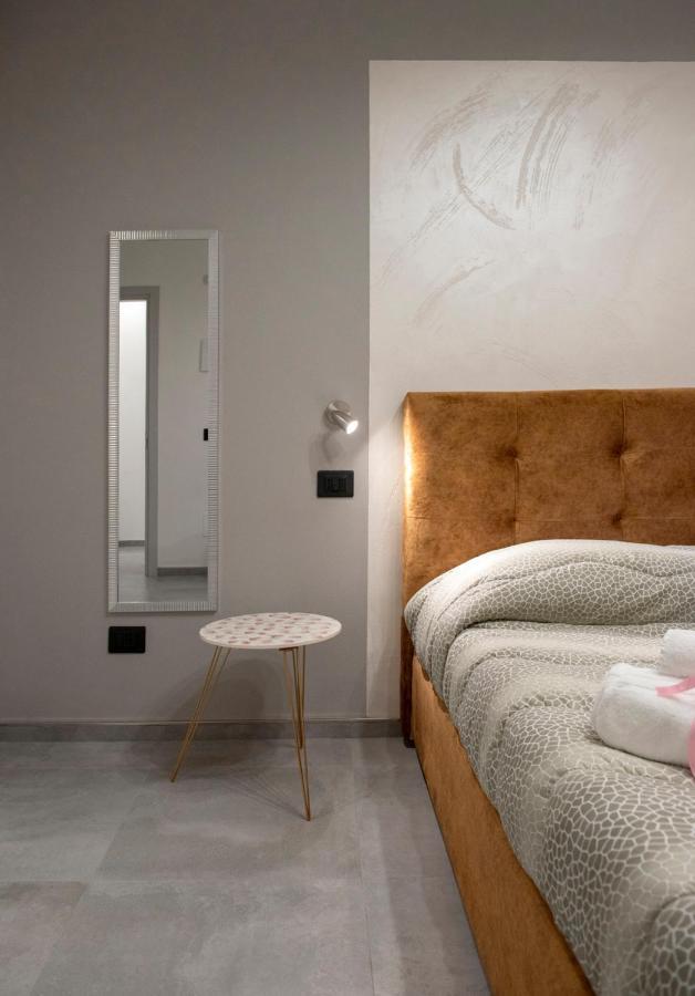 Sabriluna Rooms ลาสเปเซีย ภายนอก รูปภาพ